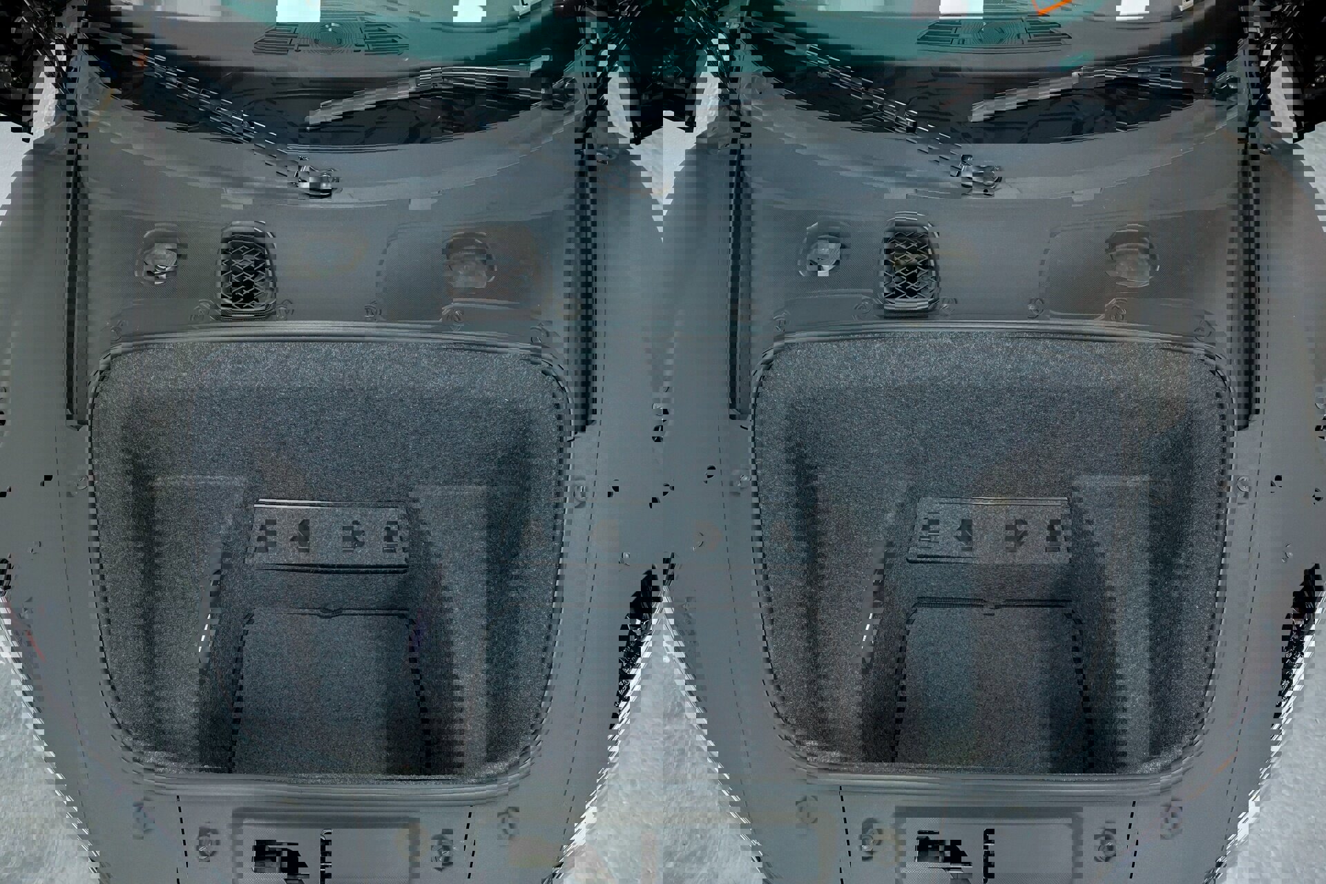 Used 2011 Audi R8 V10 image 4