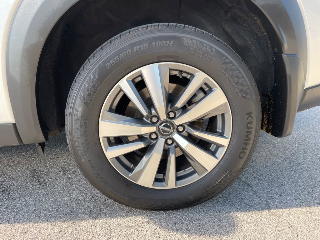Used 2025 Nissan Pathfinder SL AWD/4WD image 59