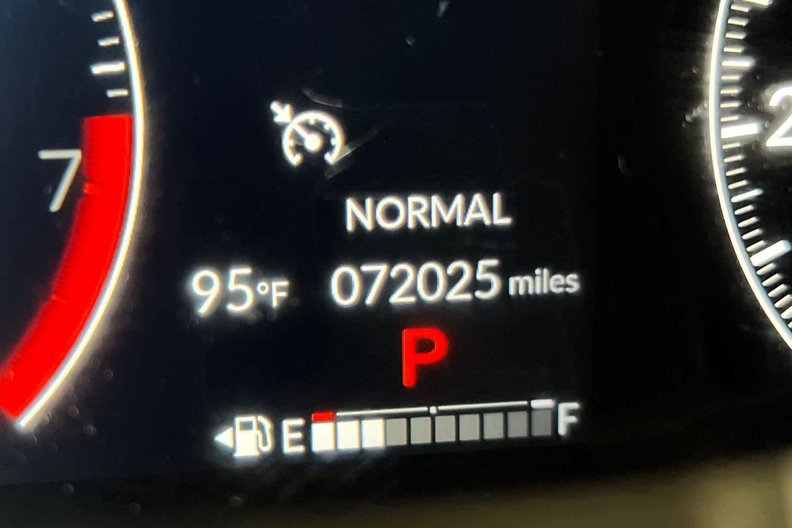 Used 2025 Honda HR-V LX image 28