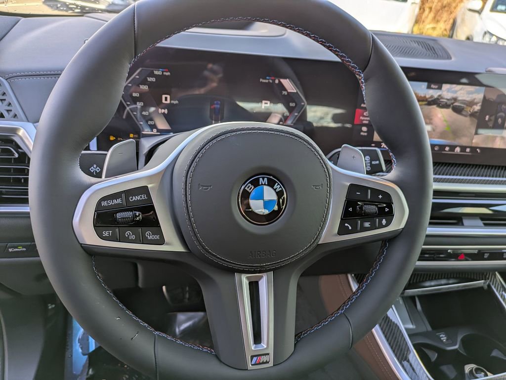 New 2026 BMW X5 M60i w/ Climate Comfort Package image 18