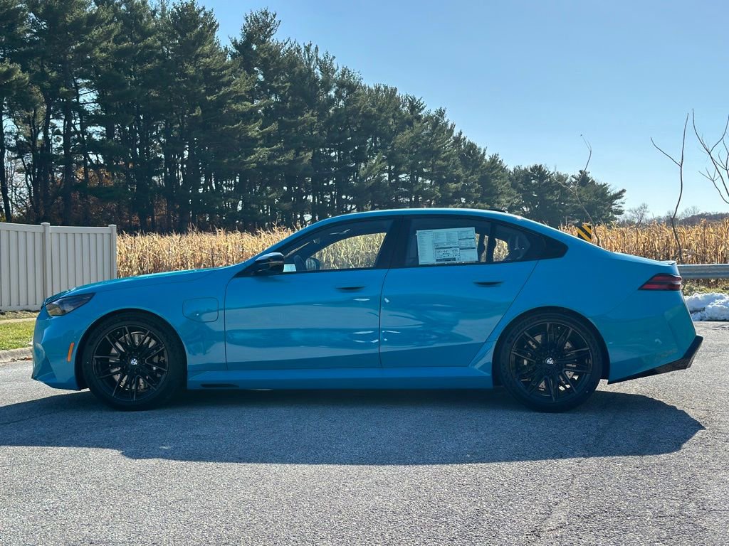 New 2026 BMW M5 w/ Executive Package image 4