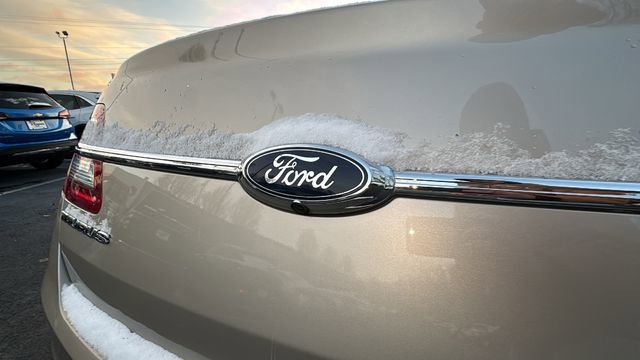 Used 2018 Ford Taurus SE image 32