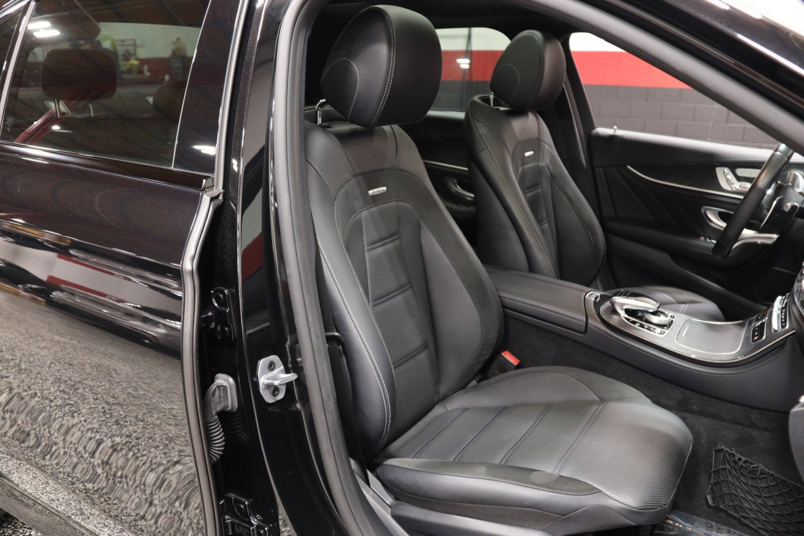 Used 2019 Mercedes-Benz E 53 AMG 4MATIC Sedan image 46