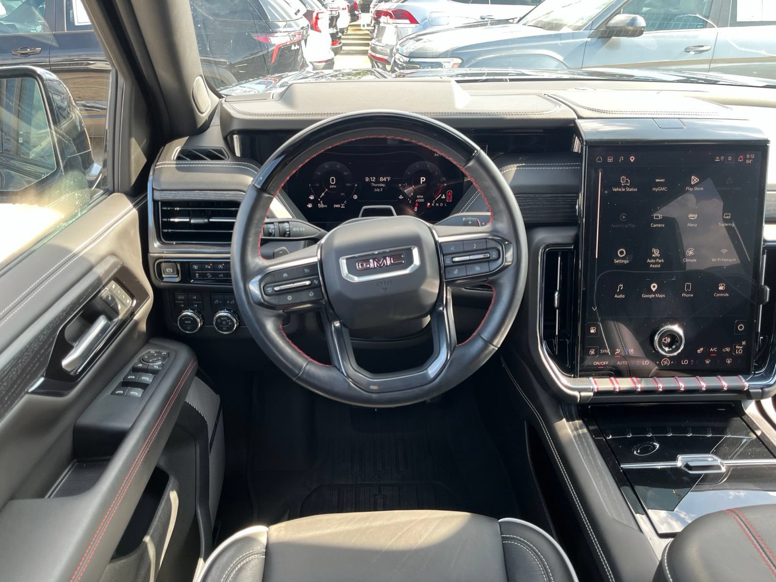 Used 2025 GMC Yukon XL AT4 Ultimate AWD/4WD image 11