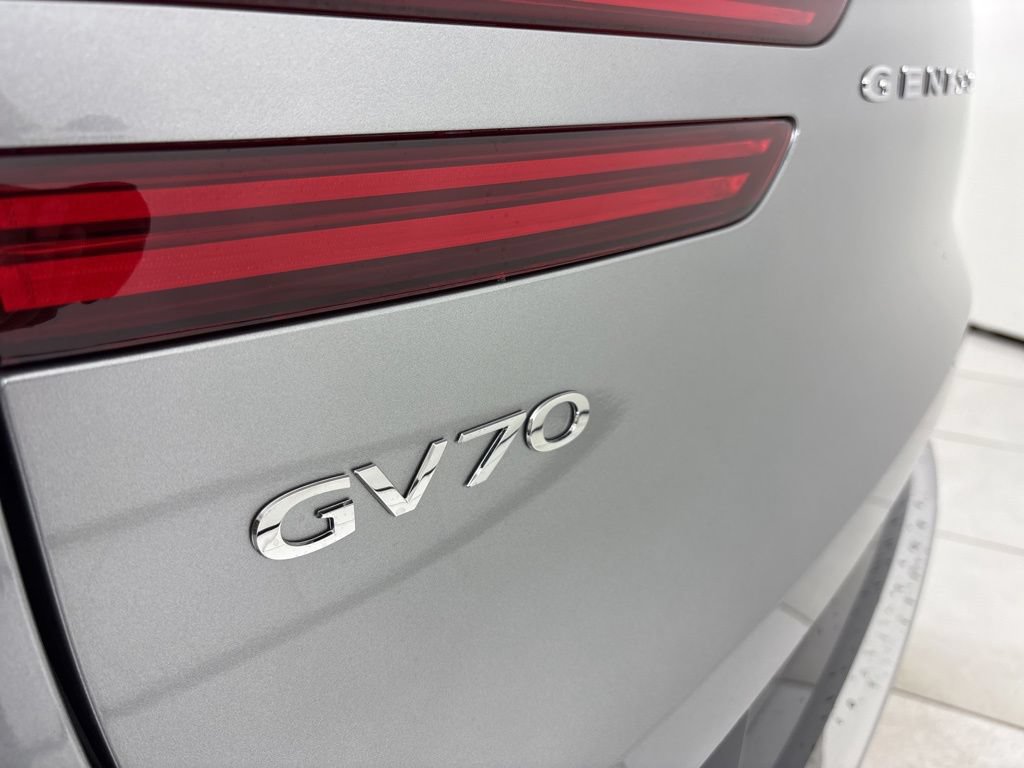 New 2026 Genesis GV70 2.5T Advanced AWD/4WD image 10