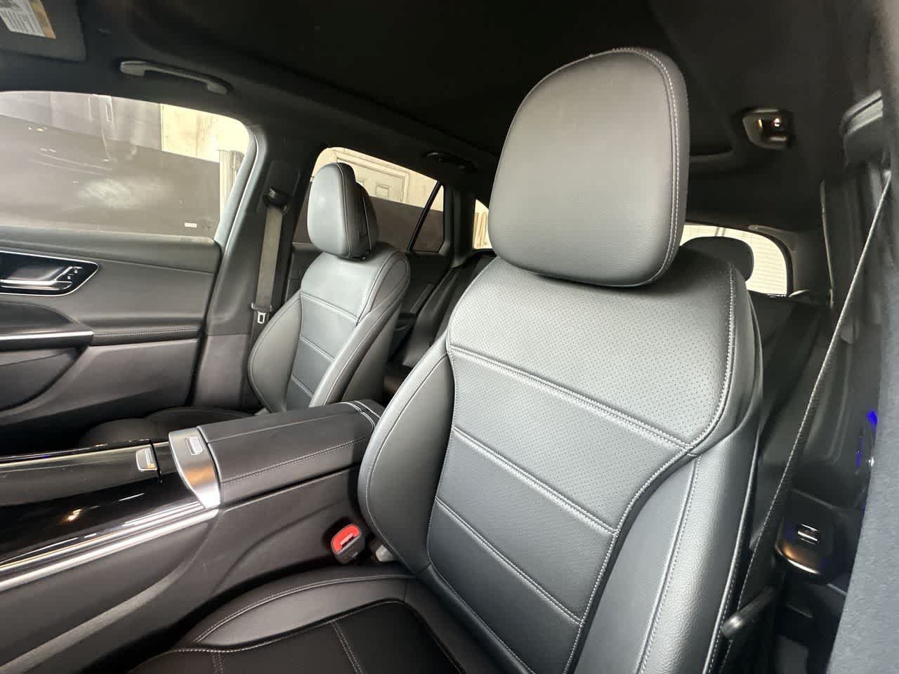 Used 2026 Mercedes-Benz GLC 300 image 14