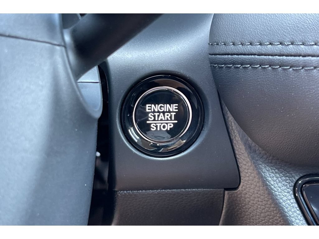 Certified 2027 Honda HR-V LX image 32