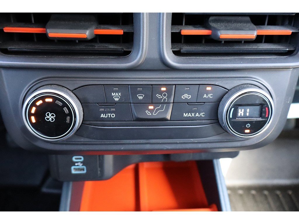 Used 2022 Ford Maverick XLT image 27