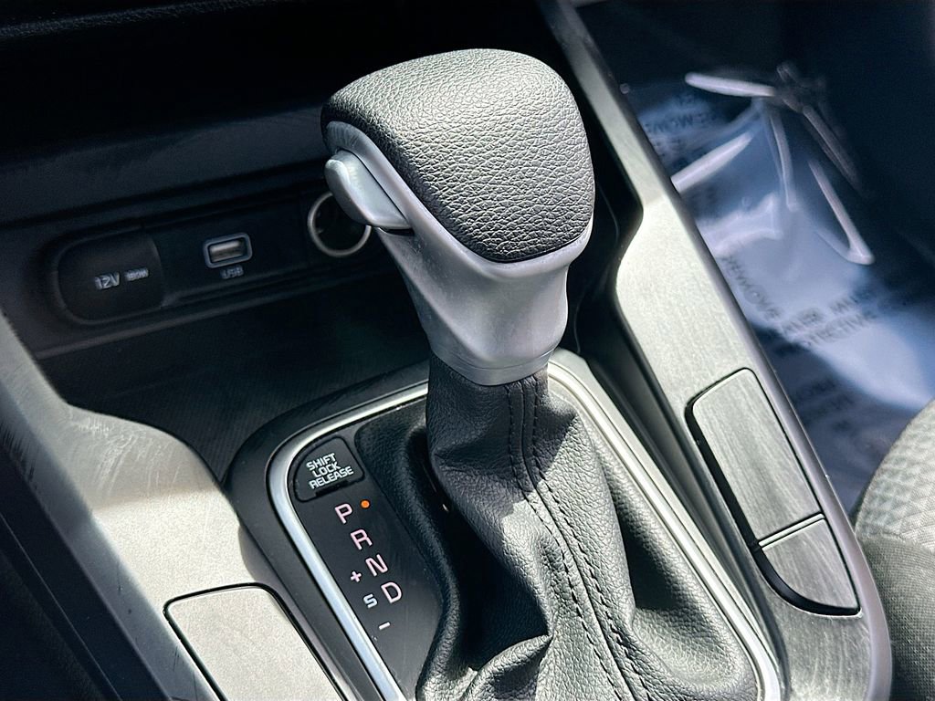Certified 2022 Kia Soul LX w/ Technology Package FWD image 16