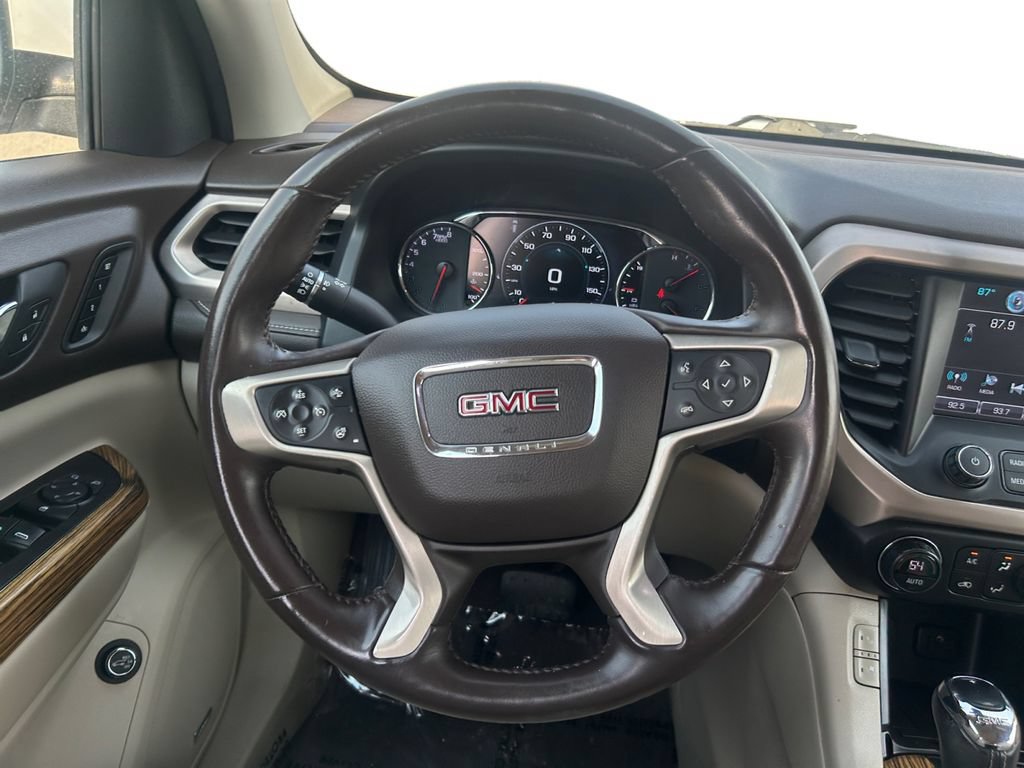Used 2019 GMC Acadia Denali w/ Technology Package AWD/4WD image 14