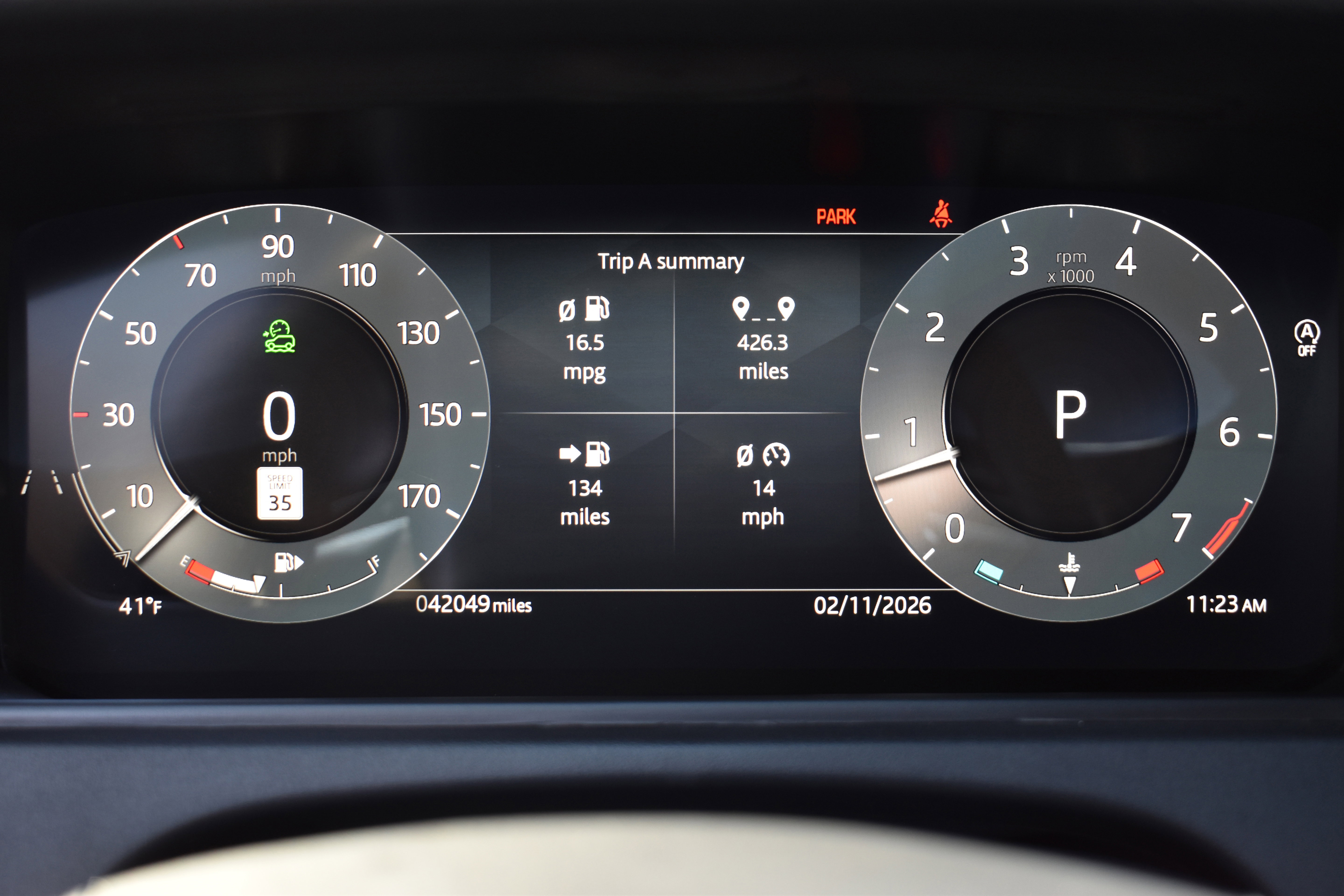 Used 2025 Land Rover Range Rover Velar Dynamic SE image 26