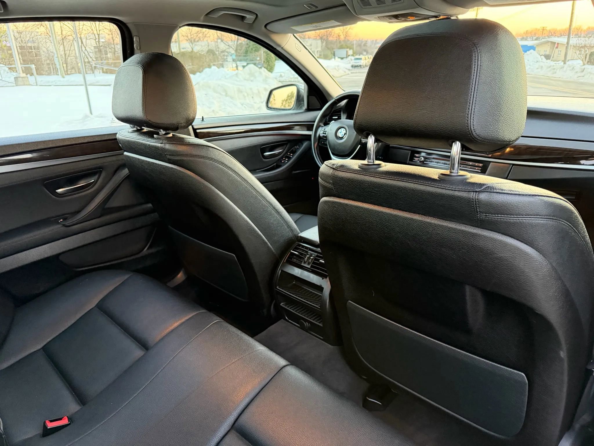 Used 2016 BMW 528i Sedan image 38