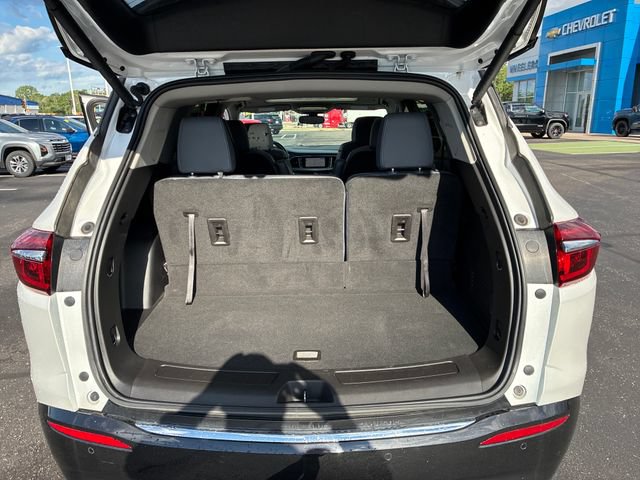 Used 2021 Buick Enclave Essence w/ Sport Touring Edition AWD/4WD image 28