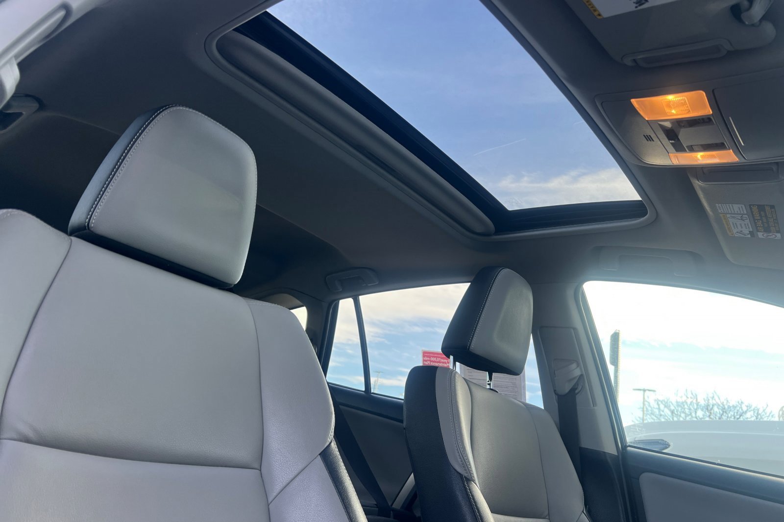 Used 2017 Toyota RAV4 Limited w/ Advanced Technology Package image 14