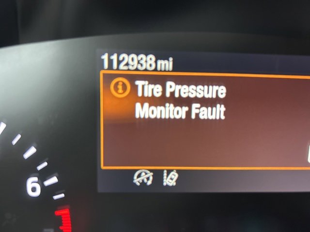 Used 2020 Ford Escape SEL image 12