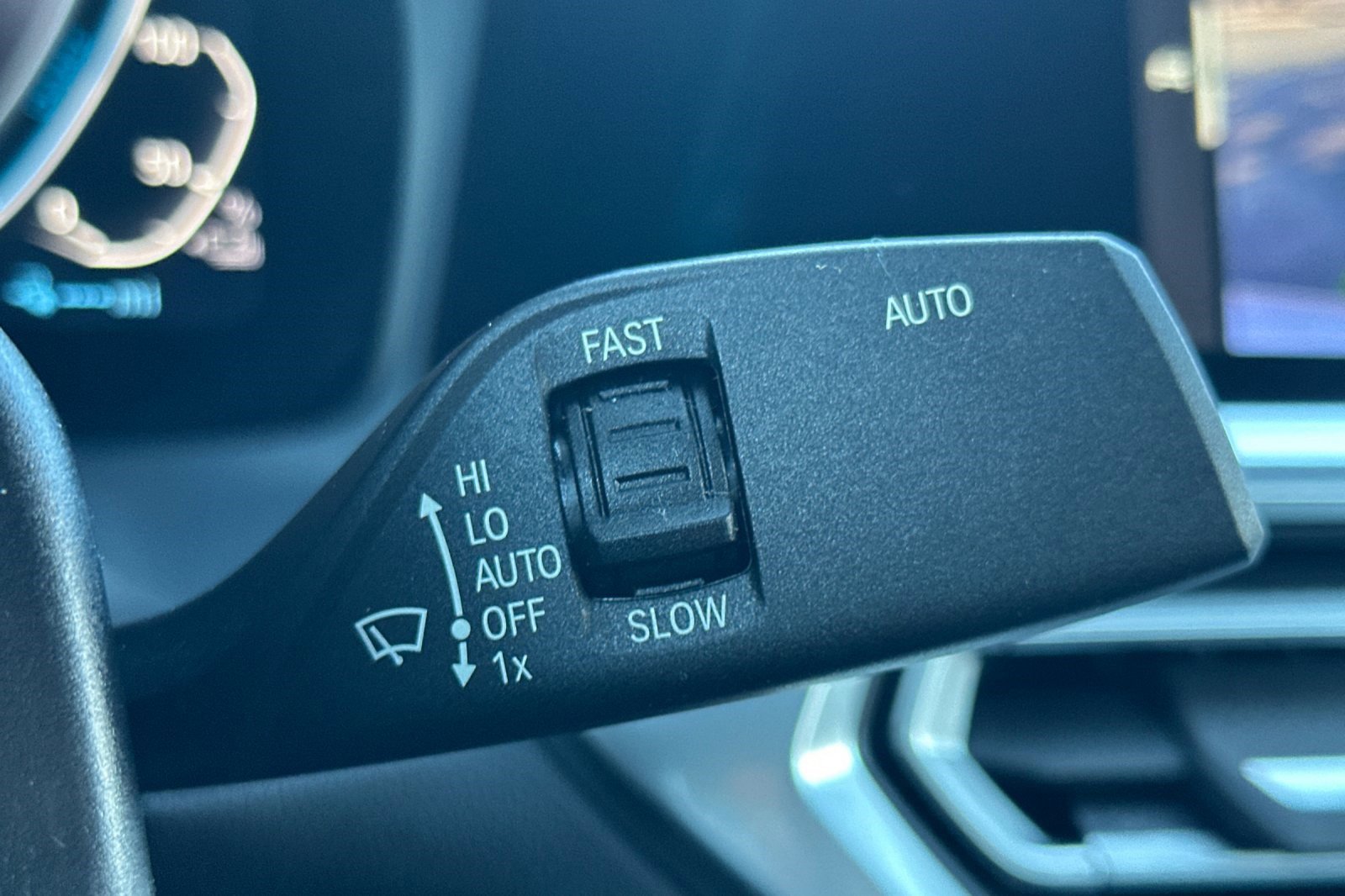 Certified 2022 BMW 330e w/ Premium Package image 32