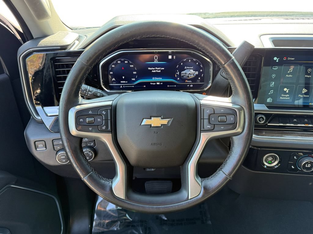 Used 2022 Chevrolet Silverado 1500 LT AWD/4WD image 12