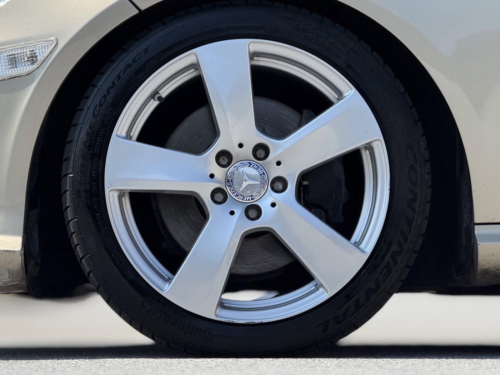 Used 2011 Mercedes-Benz E 350 Sedan image 17