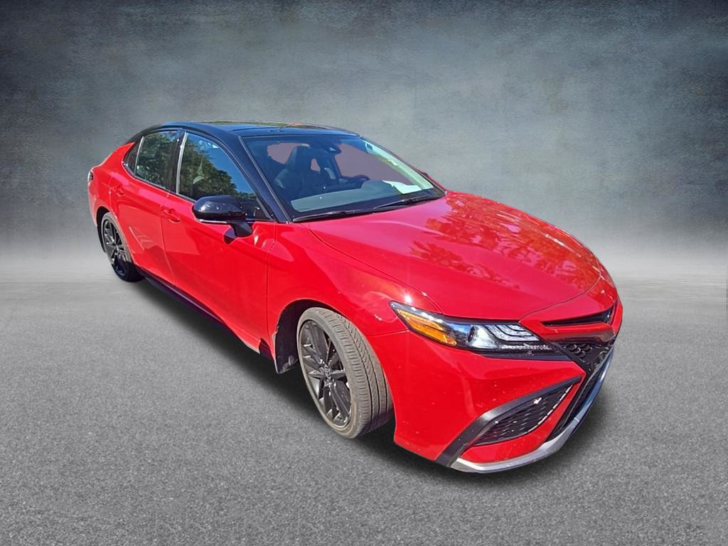 Used 2022 Toyota Camry XSE w/ Cold Weather Package FWD image 9
