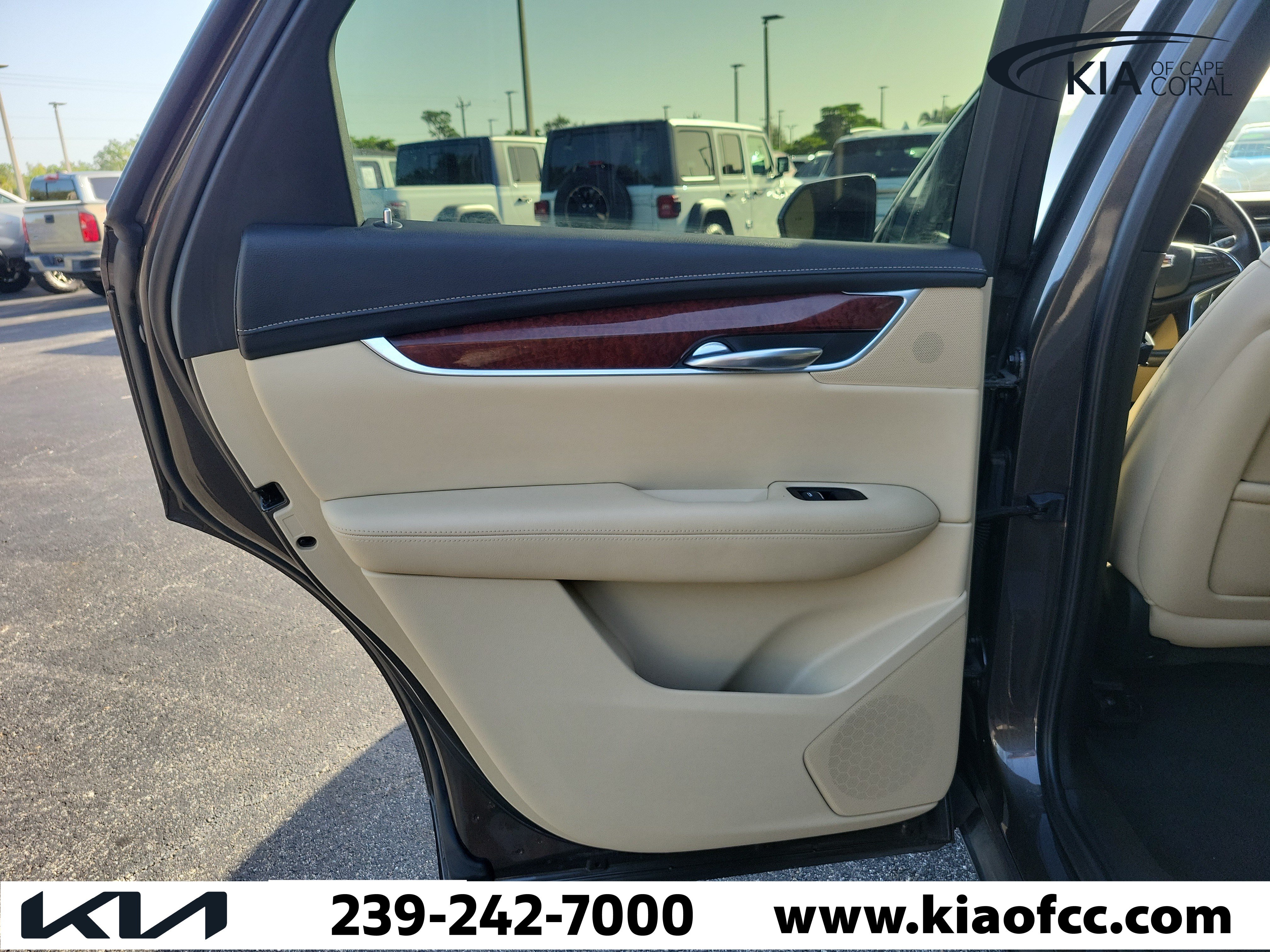 Used 2019 Cadillac XT5 Premium Luxury FWD image 15