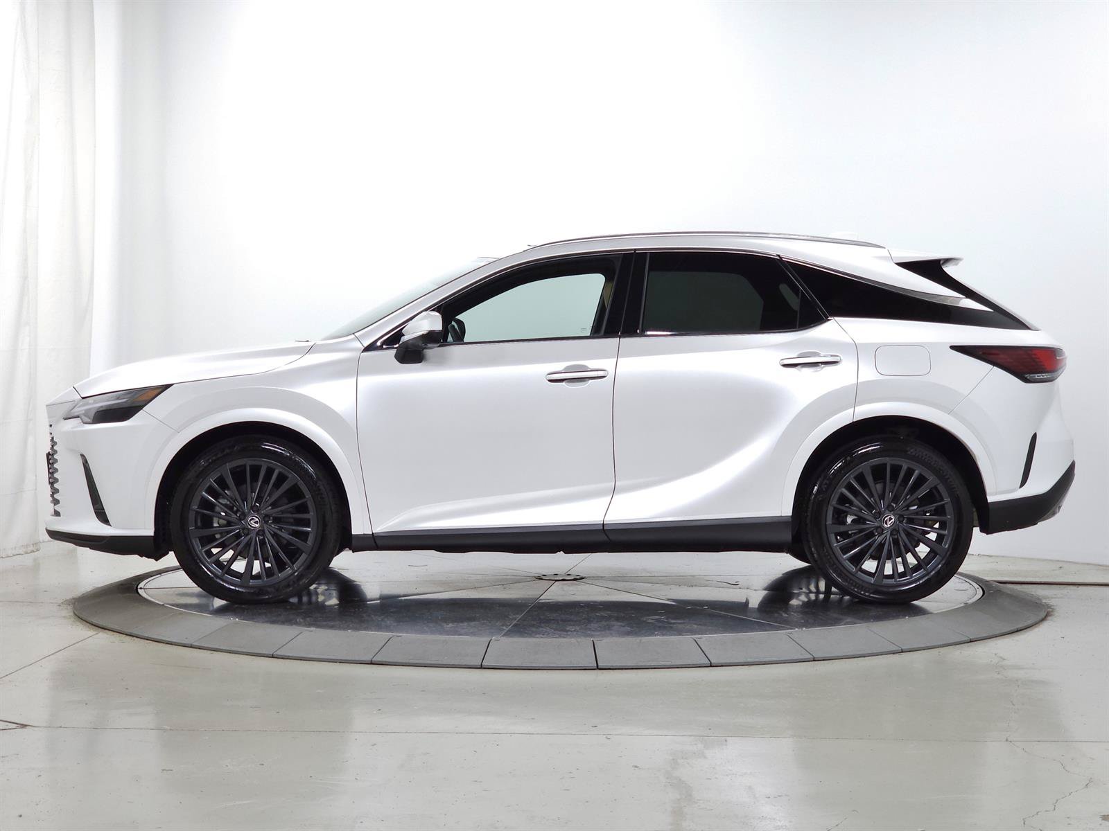 Certified 2025 Lexus RX 350 Premium w/ Convenience Package AWD/4WD image 5