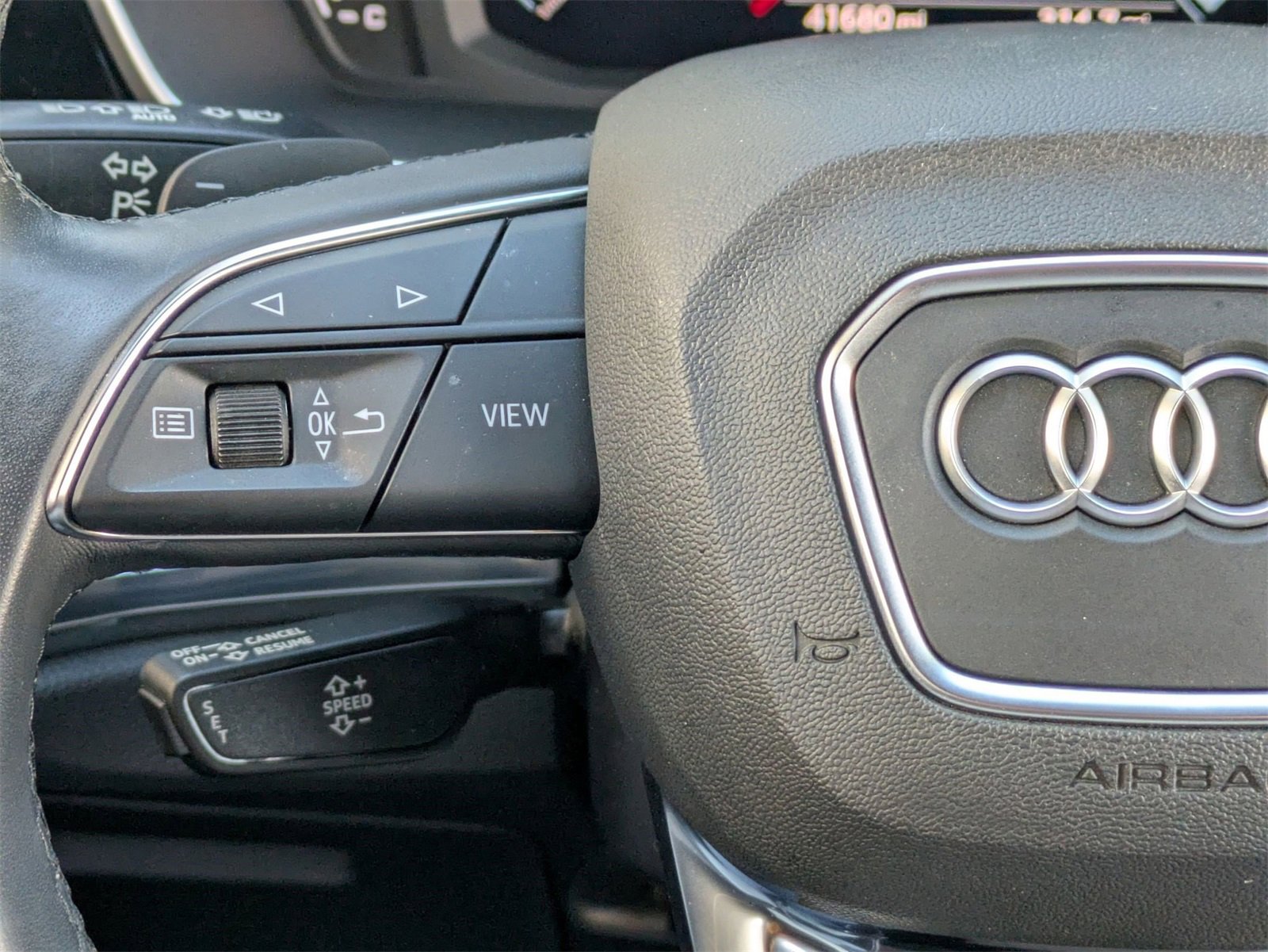 Used 2023 Audi Q3 2.0T Premium w/ Convenience Package image 10