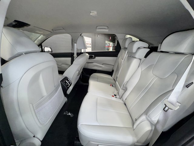 New 2026 Kia Sorento S FWD image 12