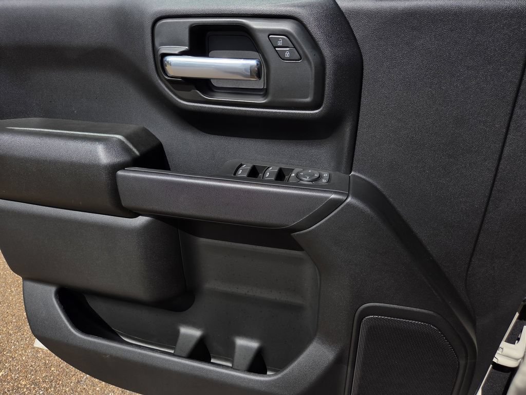 New 2026 Chevrolet Silverado 1500 Custom AWD/4WD image 16