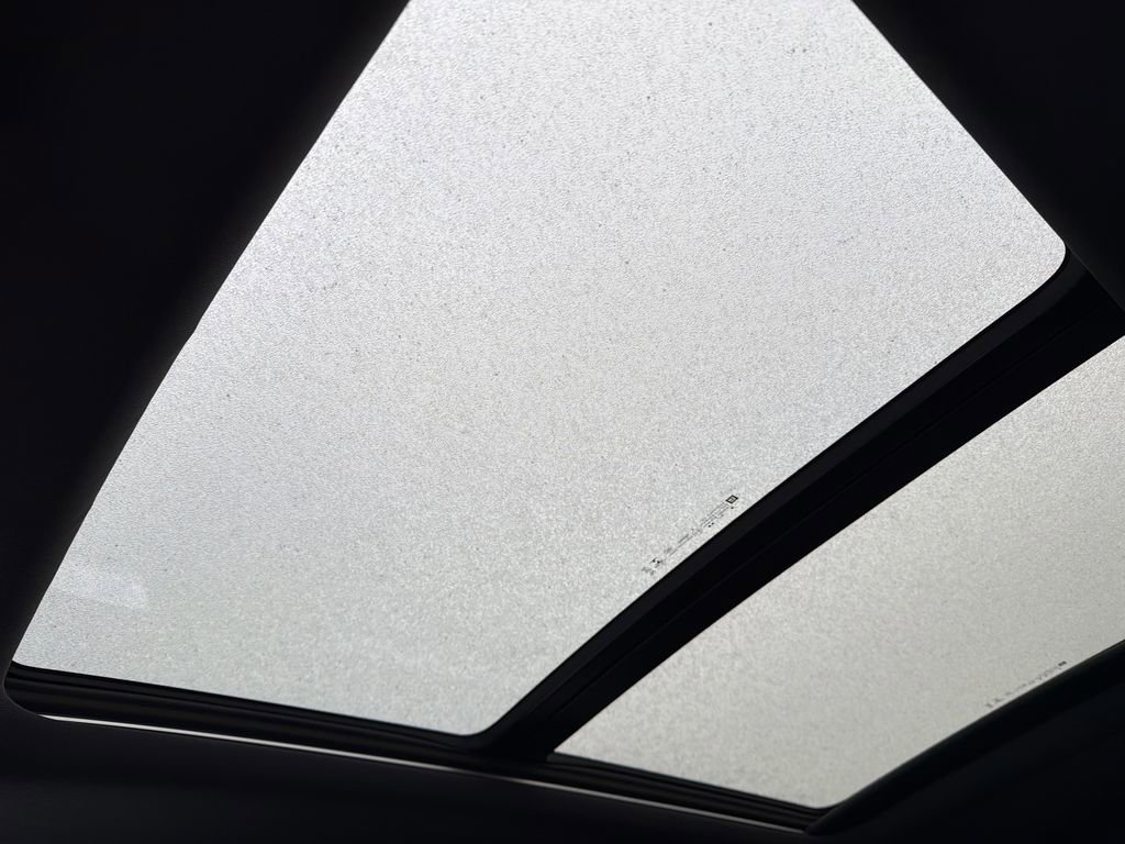 Used 2023 Chevrolet TrailBlazer ACTIV w/ Sun and Liftgate Package image 24