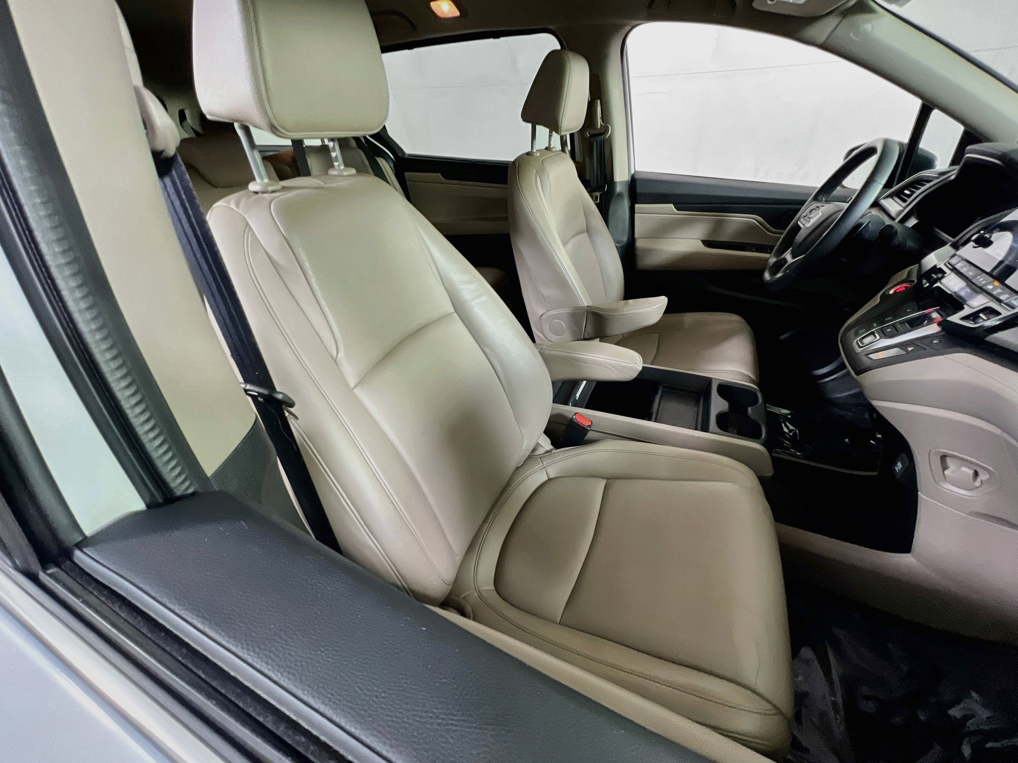 Used 2023 Honda Odyssey EX-L image 28