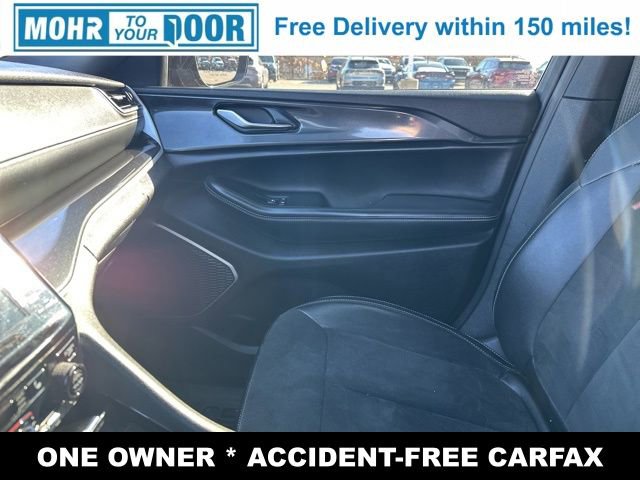 Used 2021 Jeep Grand Cherokee L Altitude image 25