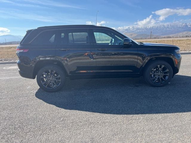 New 2026 Jeep Grand Cherokee Limited image 2