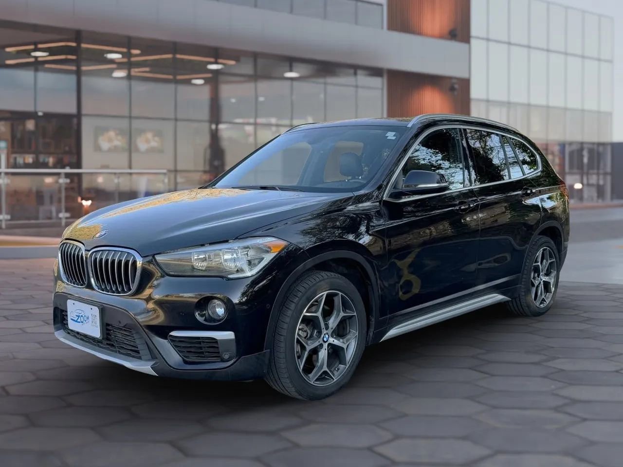 Used 2018 BMW X1 xDrive28i image 4