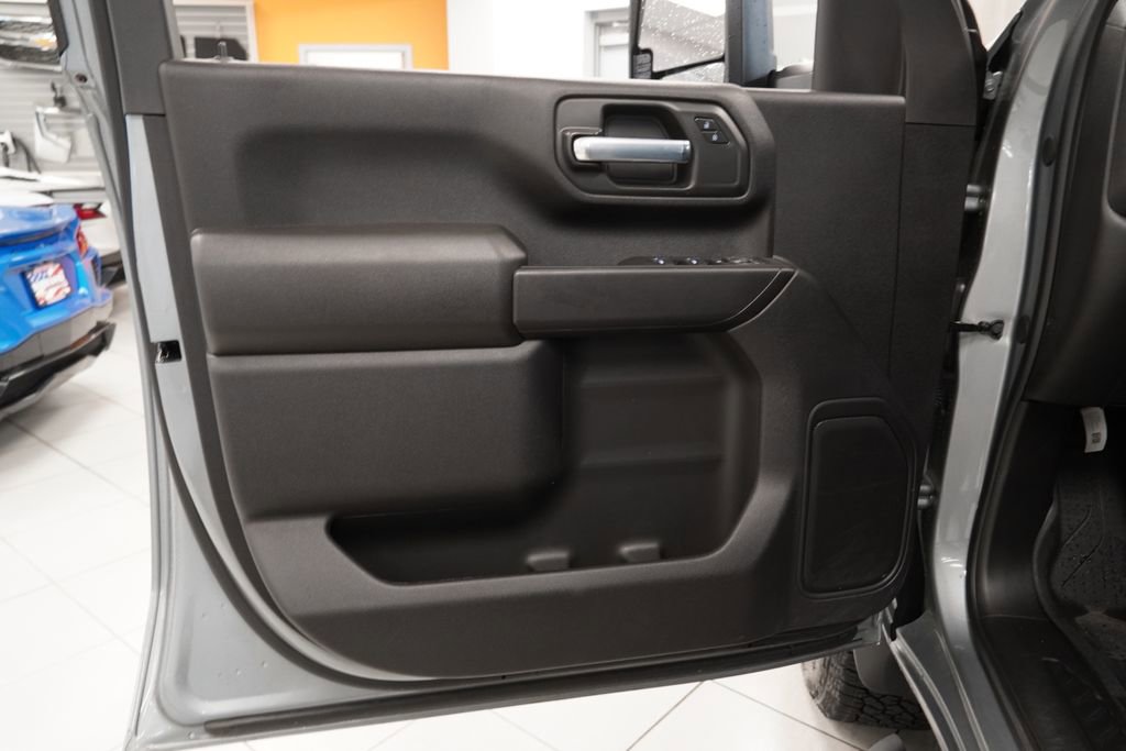 Used 2026 Chevrolet Silverado 2500 Custom w/ Custom Convenience Package image 16