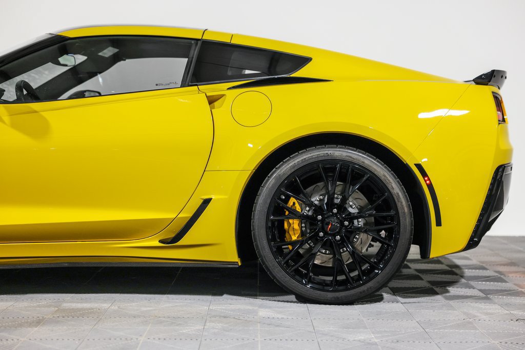 Used 2017 Chevrolet Corvette Z06 RWD image 15