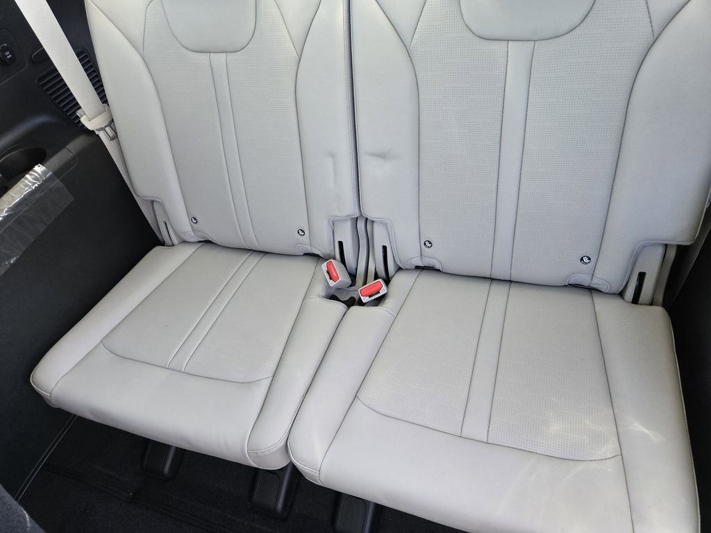 New 2026 Kia Sorento S w/ S Panoramic Sunroof Package image 21