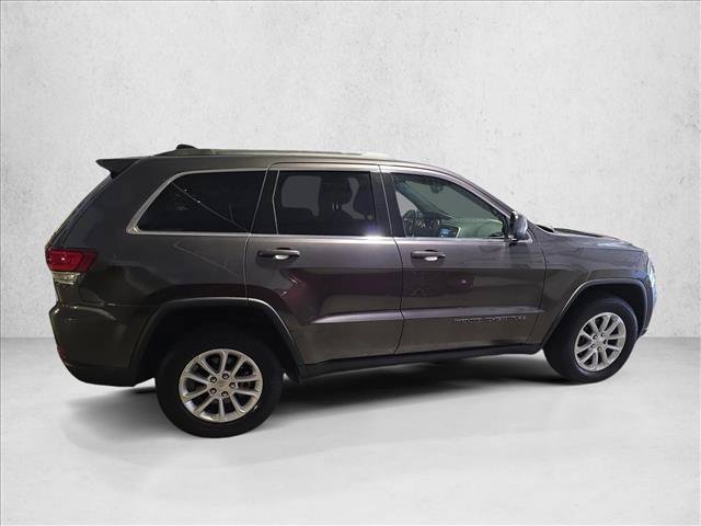 Used 2021 Jeep Grand Cherokee Laredo AWD/4WD image 4