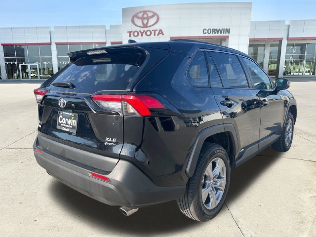 Certified 2025 Toyota RAV4 XLE AWD/4WD image 5