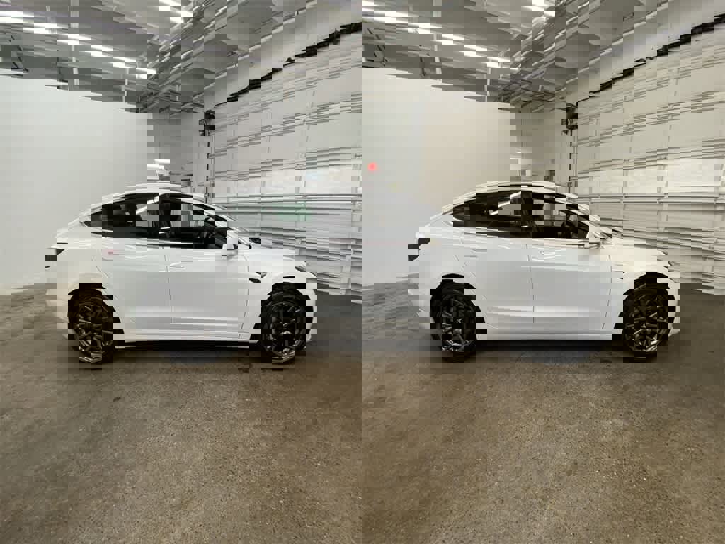 Used 2018 Tesla Model 3 Long Range image 7