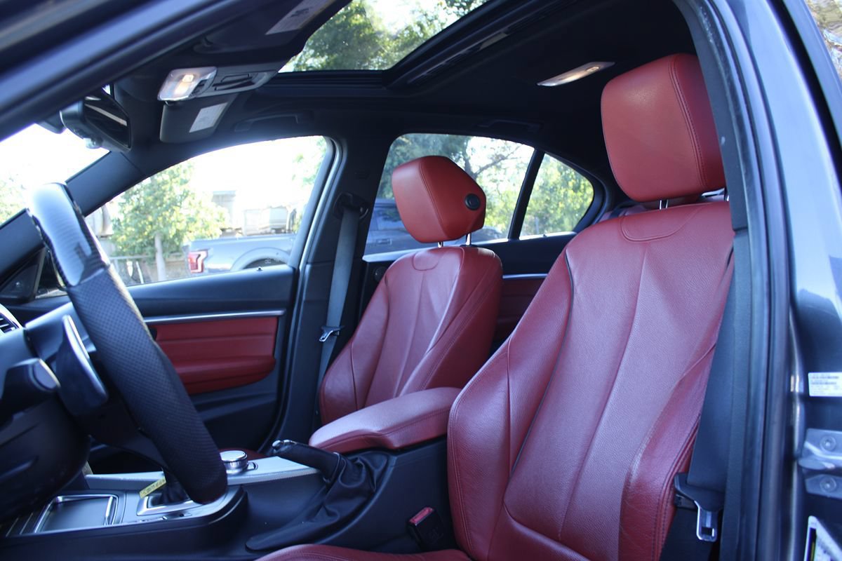 Used 2018 BMW 340i Sedan RWD image 6