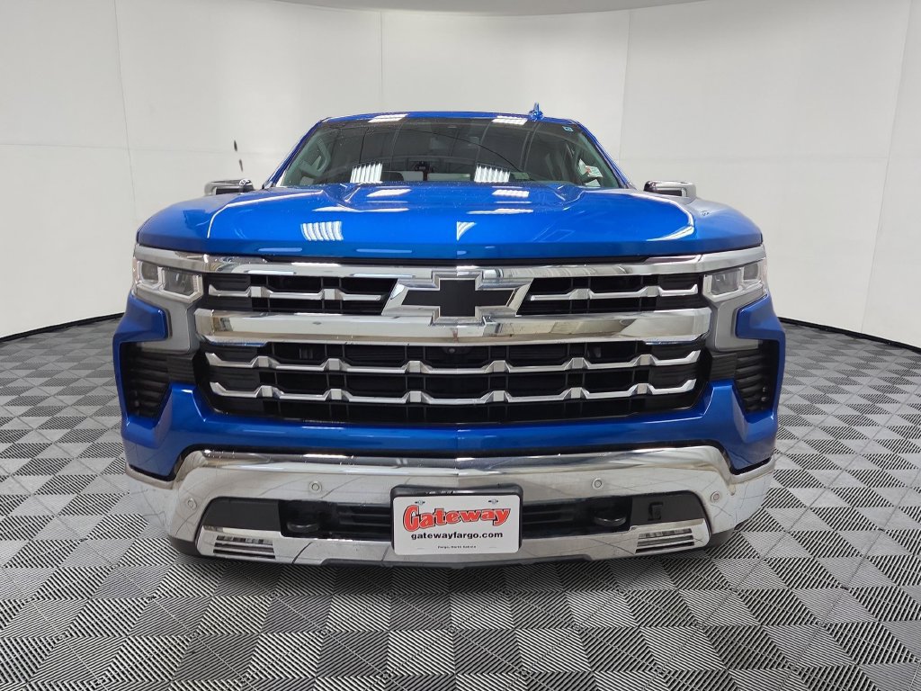 Used 2023 Chevrolet Silverado 1500 LTZ AWD/4WD image 5