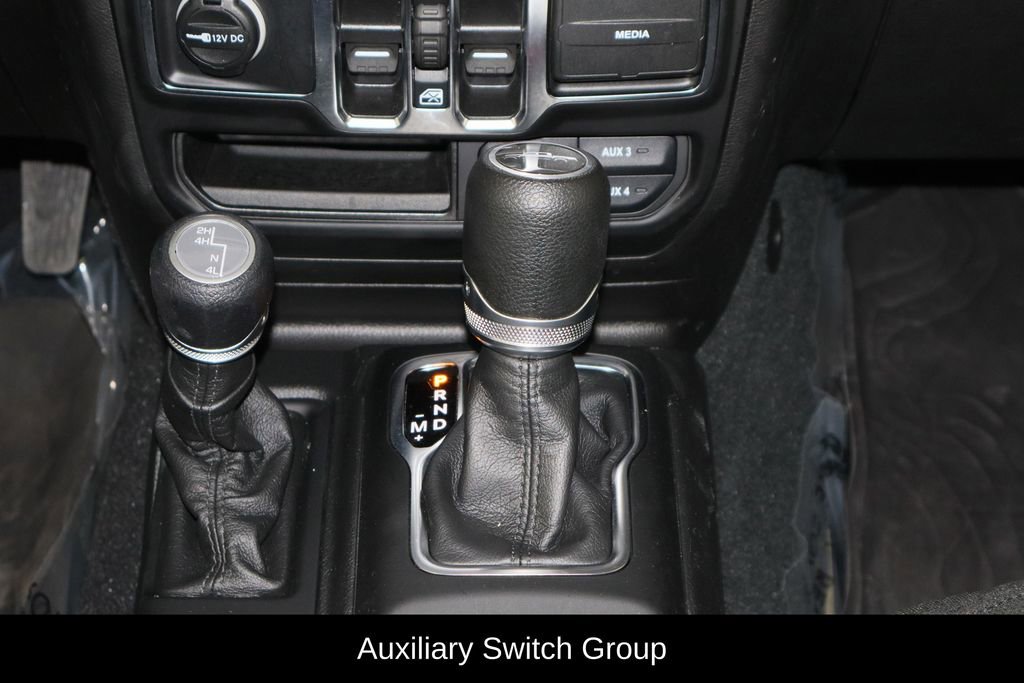 Used 2022 Jeep Gladiator Willys image 13