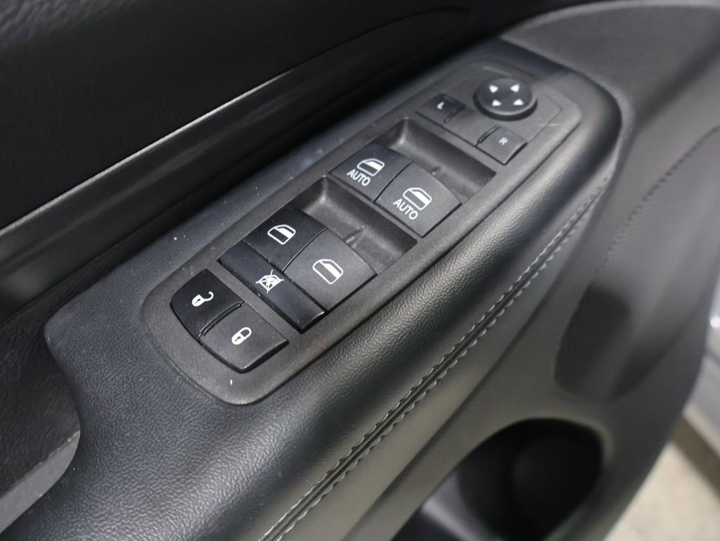 Used 2021 Dodge Durango SXT AWD/4WD image 15