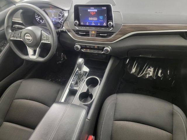 Used 2024 Nissan Altima 2.5 SV FWD image 33