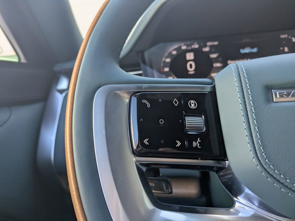 New 2026 Land Rover Range Rover SV AWD/4WD image 27