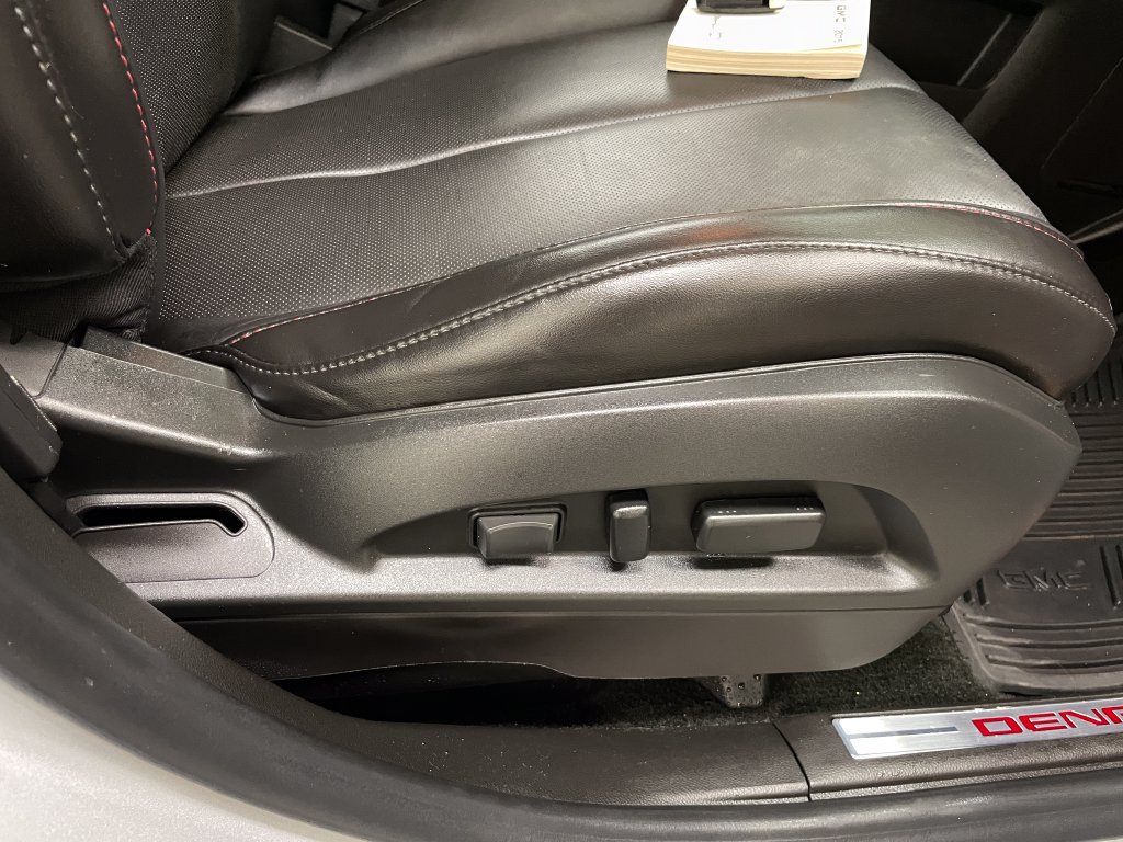 Used 2015 GMC Terrain Denali AWD/4WD image 10
