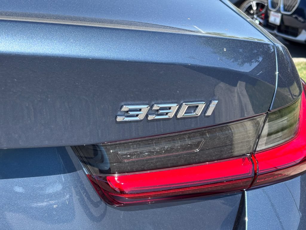 New 2026 BMW 330i xDrive Sedan w/ Premium Package AWD/4WD image 7