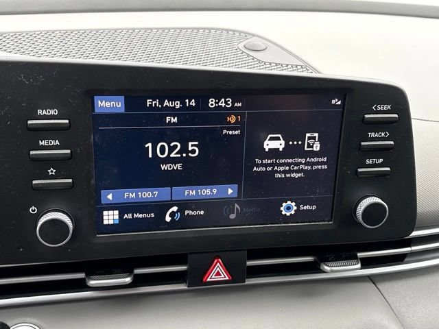 Used 2023 Hyundai Elantra SEL FWD image 12