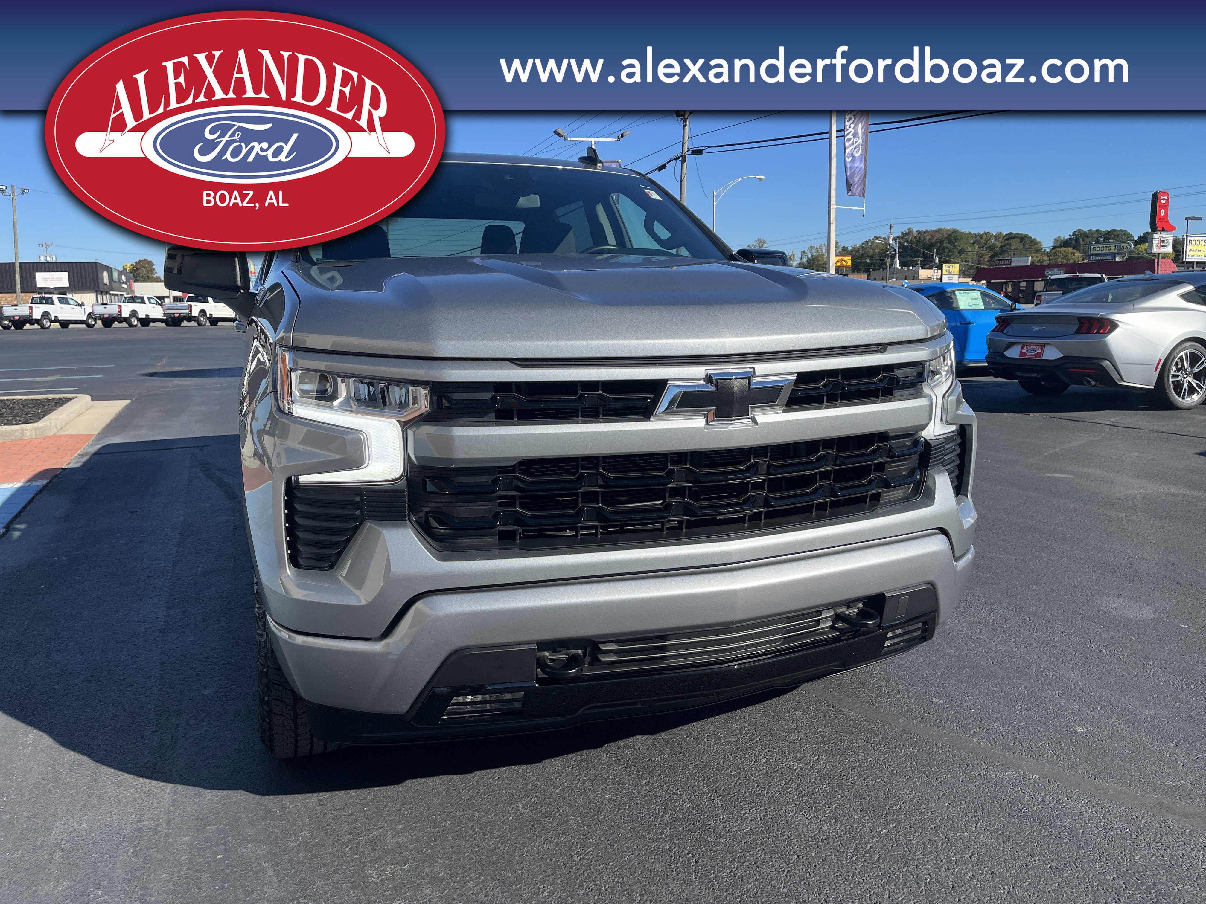 Used 2024 Chevrolet Silverado 1500 RST image 5