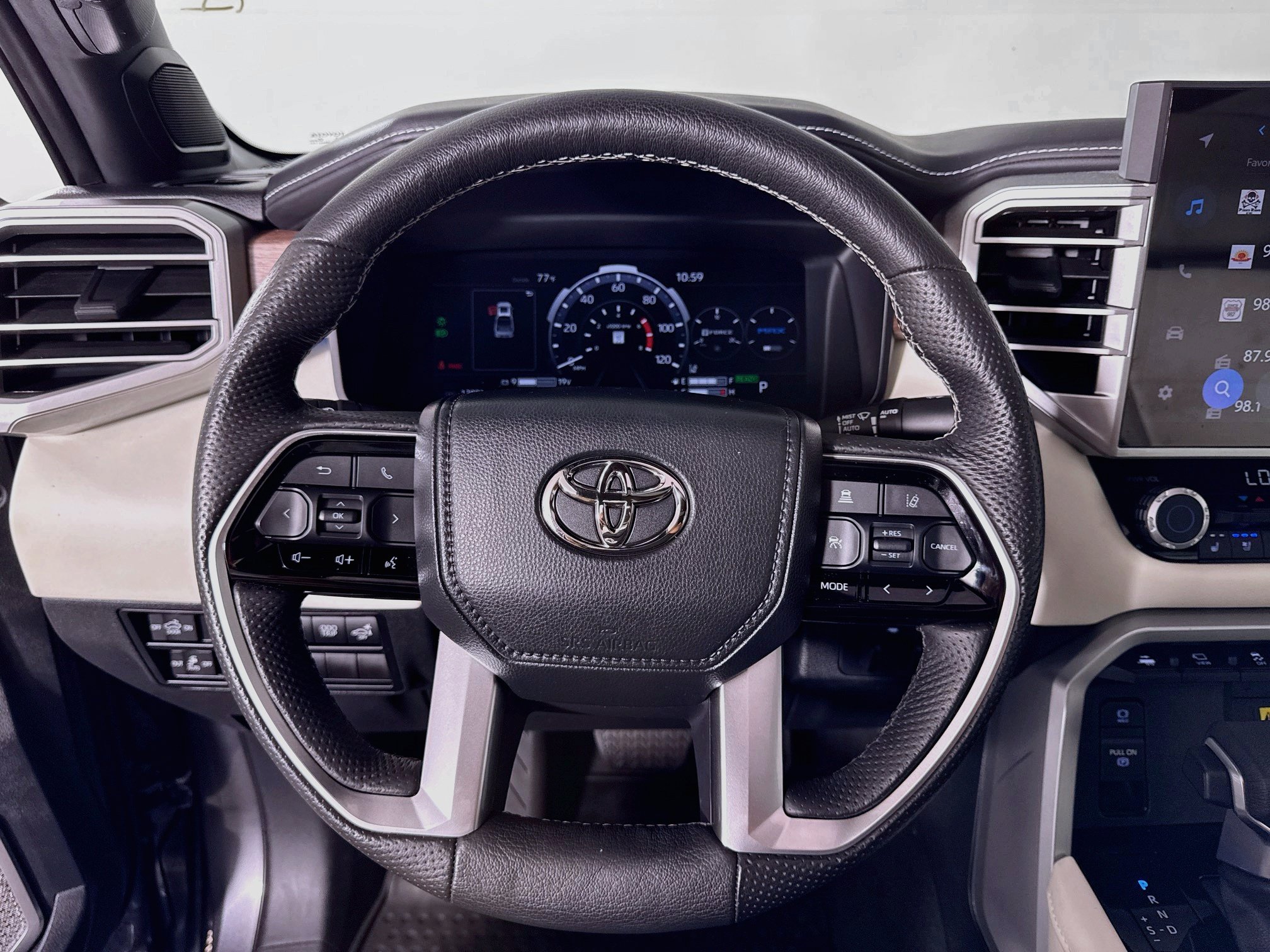 Used 2023 Toyota Tundra Capstone AWD/4WD image 12